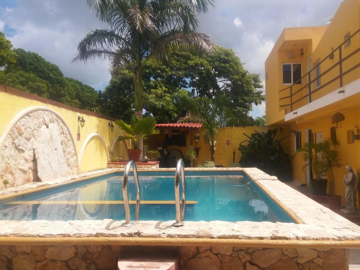 Hotel Posada La Regia Champoton Exterior photo